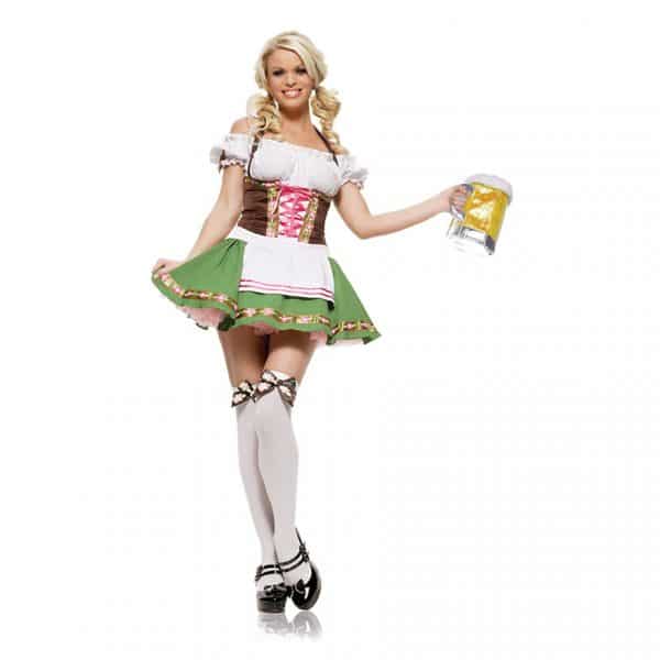 Dirndl mit Overknee-Strümpfen